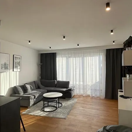 Apartment Airport Komputerowa Vip Warsaw